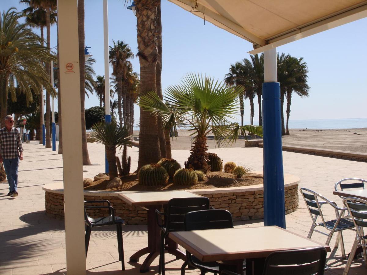 Pension Sol Y Playa Carboneras Exteriör bild